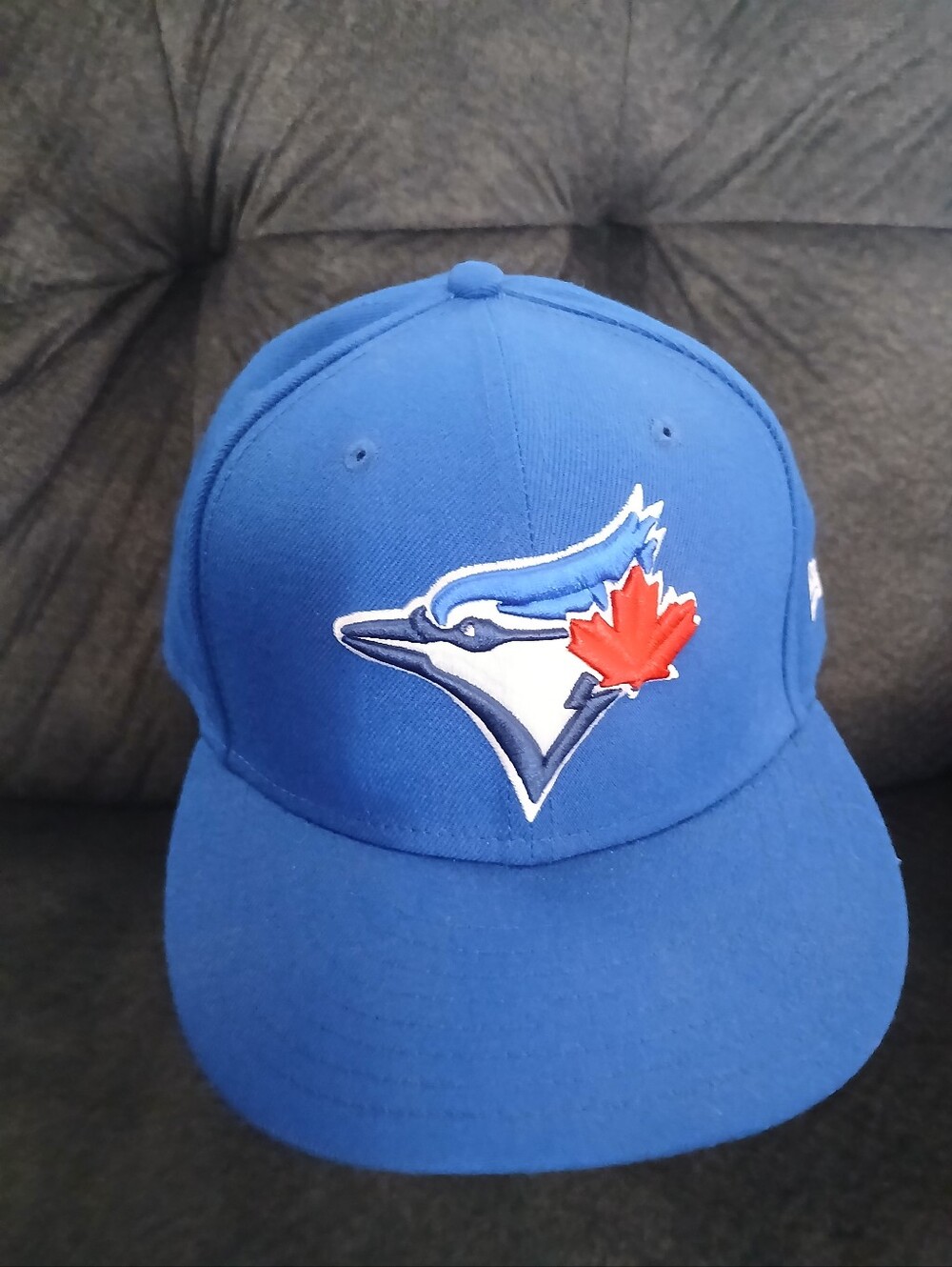 New Era Toronto Blue Jays Fitted Blue Hat Sz 7 and 5/8 MLB Baseball Team Logo